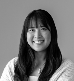 Carisa Chen Headshot Photo